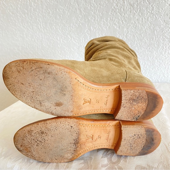 LOUIS VUITTON beige Suede Boots - Picture 10 of 12